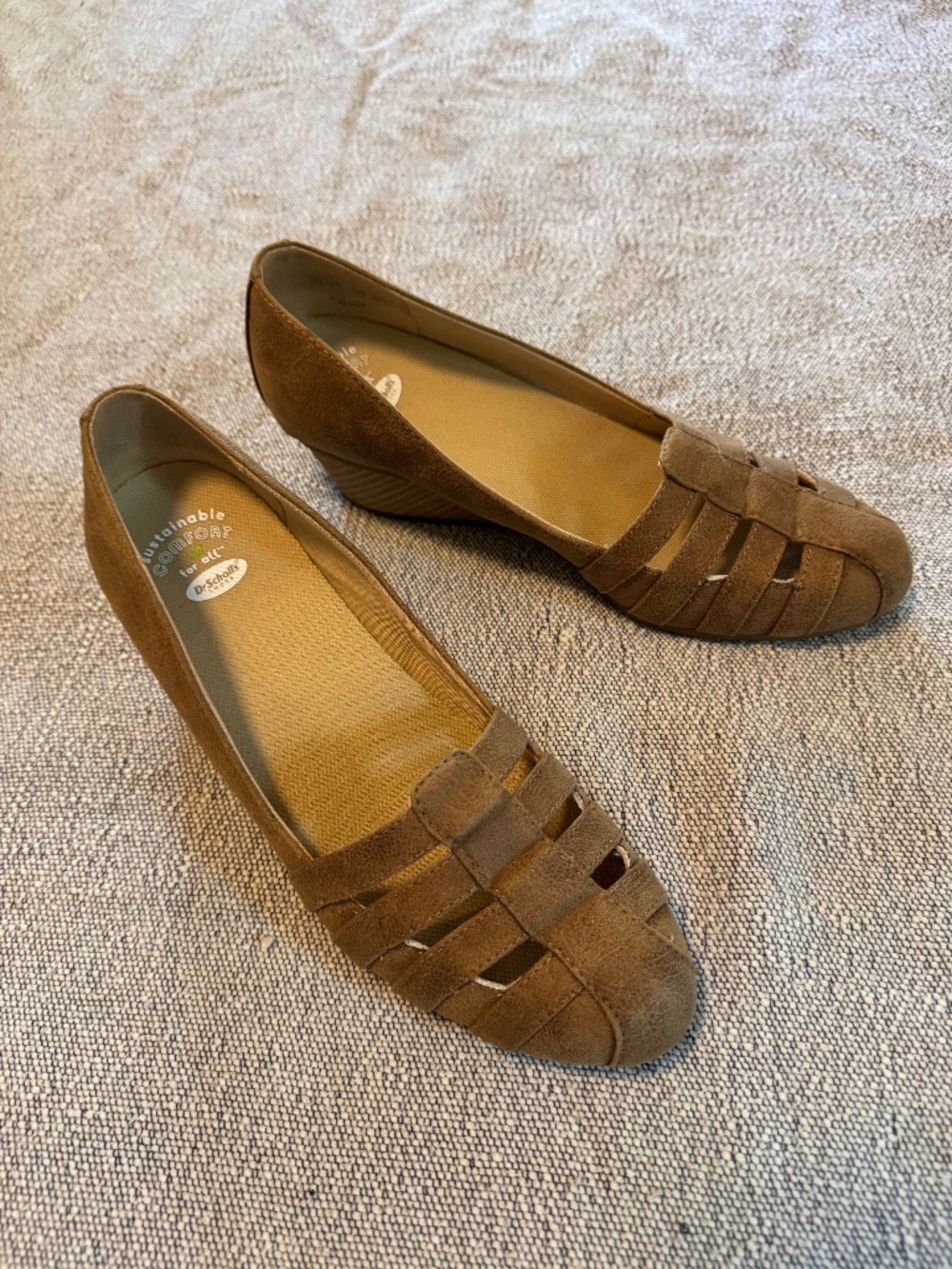 Dr. Scholl's Be Free Wedge Heels